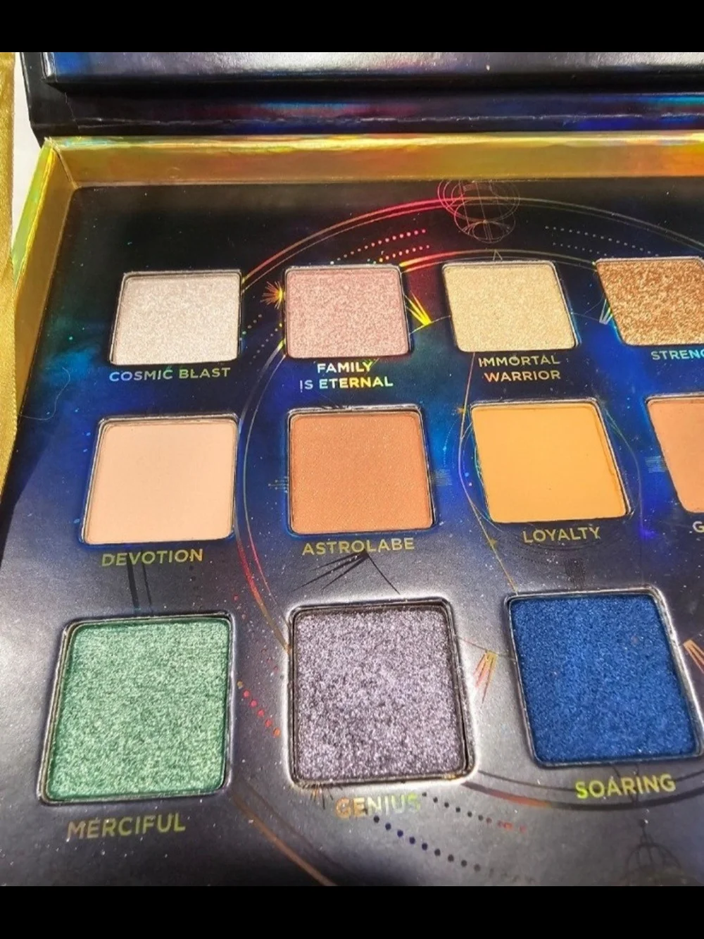 Urban Decay Marvel Eternals Eyeshadow 3D Pop Up Palette & Highlighter Set
